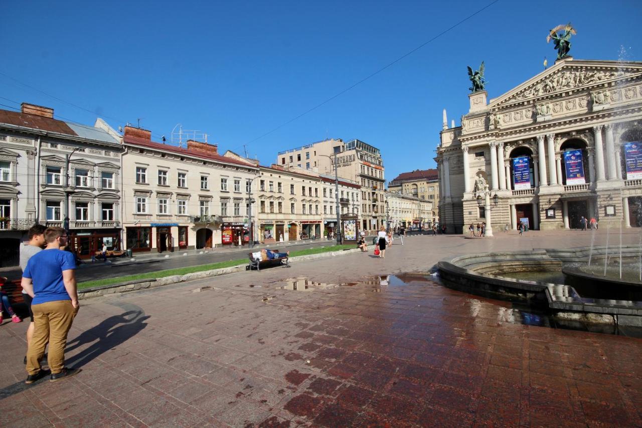 Romantik Luxsovsky Svobode 39 Vivaldi Four Seasons Suitte Apartman Lviv Kültér fotó